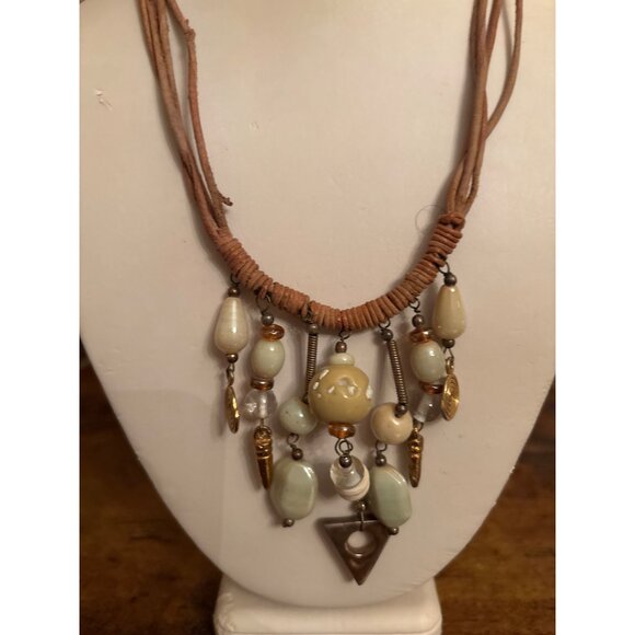 Boho Babe Chunky Bead Tassel Necklace Suede Cord & Tribal Vibe Gold Tone Pendant - Picture 11 of 14